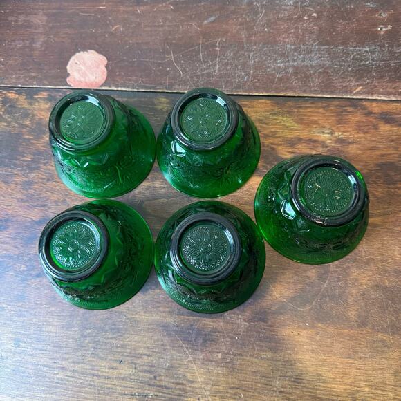 Set of 5 Anchor Hocking Forest Green Sandwich Dessert Bowls - Picture 6 of 6